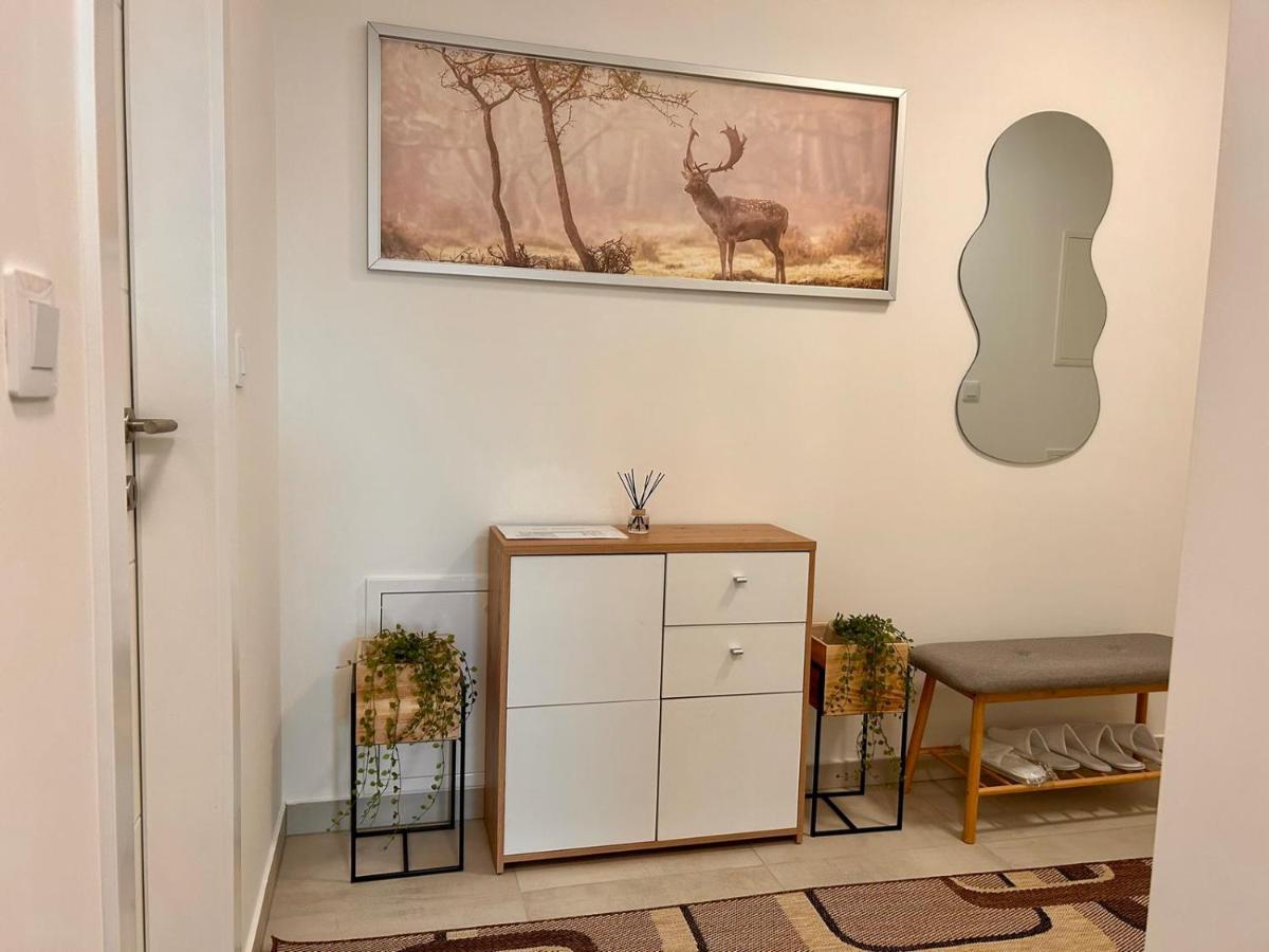 Tena, Private Parking, Self Check In Apartment *